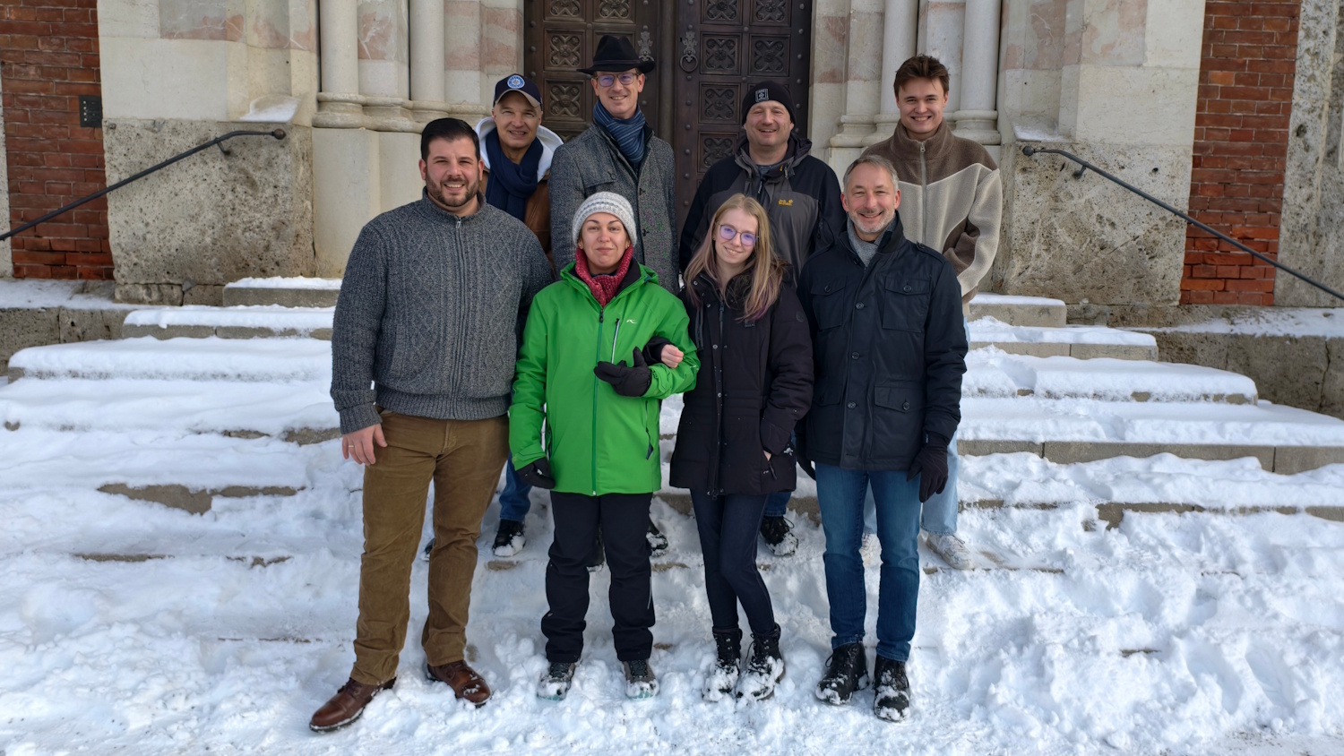 Von links: Dario Gerardi, Tanyel Berber, Panka Müller, Roman Knöller, Sandy Westphal, Michael Vernau, Dr. Stefan Seibel und Laurenz Bottenberg